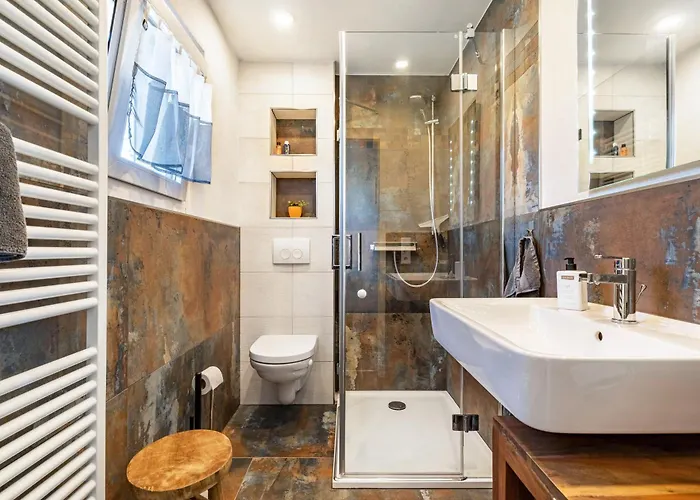 Unterm Schloss * بوتسن